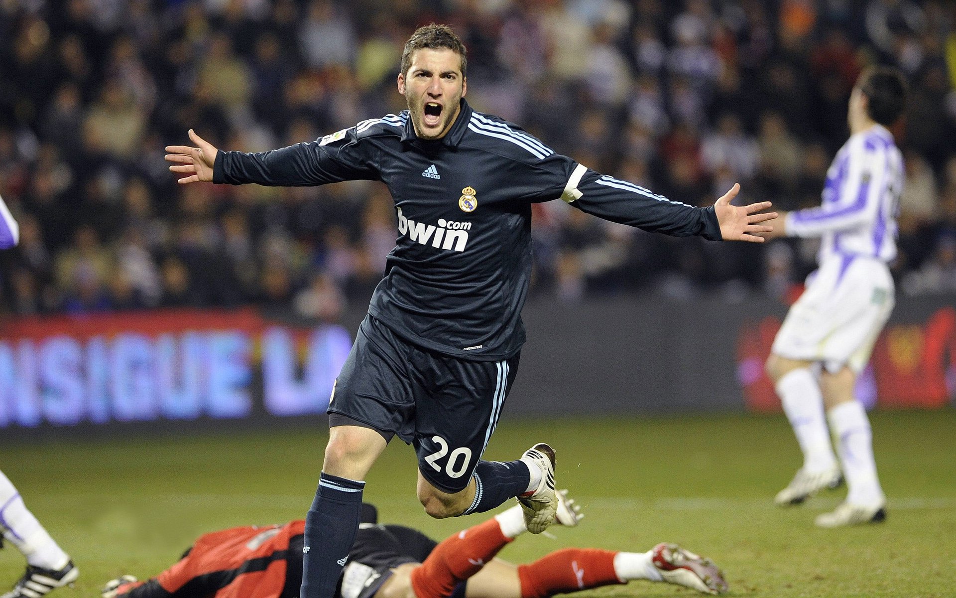 赛前例会:车队制定策略的幕后故事,赛前策划